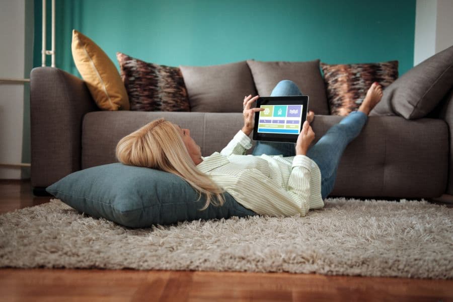 Créer des ambiances lumineuses immersives grâce à la domotique